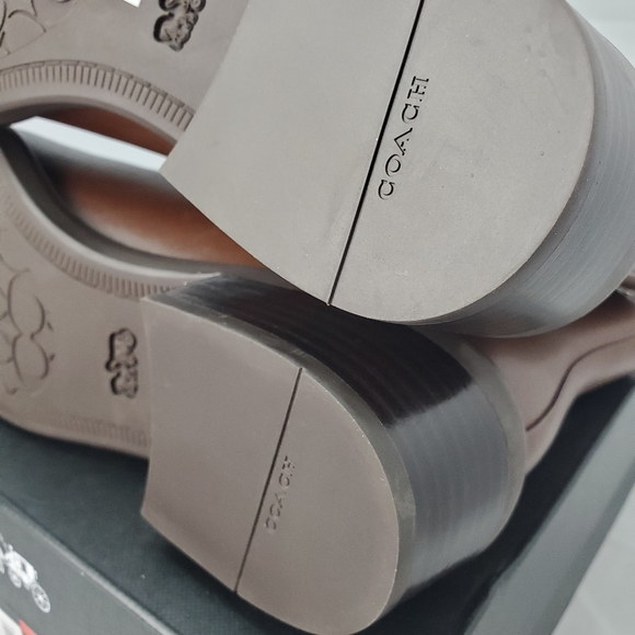 Coach Bowery Beaded Chain Chelsea Boot Size 7B - Picture 11 of 16